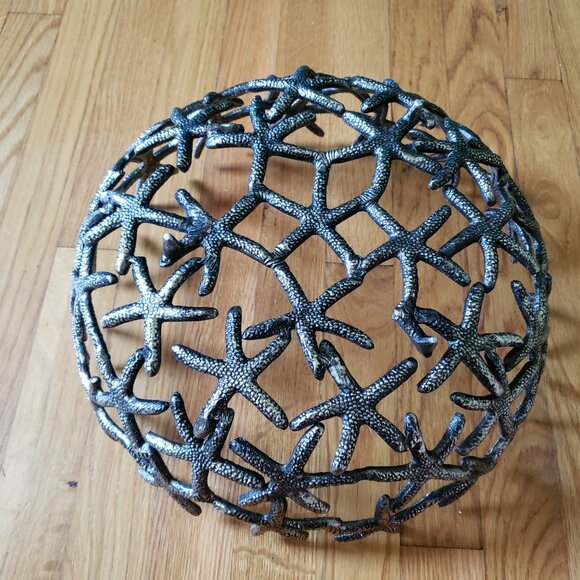 Pottery Barn Coastal Starfish Serve Bowl - Picture 3 of 6